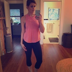 Pink Nike Reverse High-Low Tank Size XS